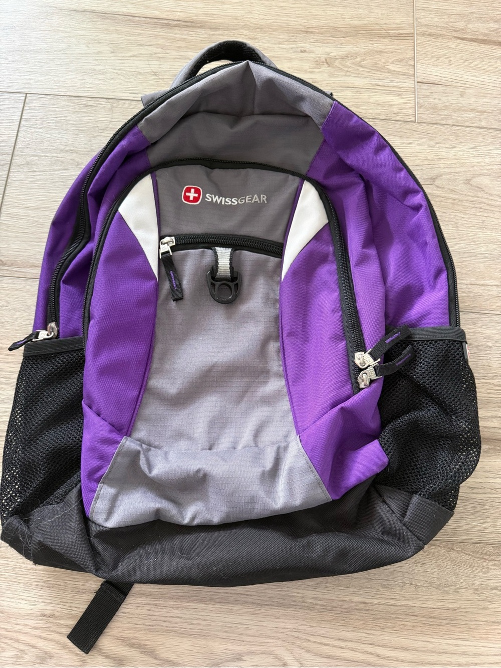 SwissGear Purple and Gray Men's Backpack with Black Accents